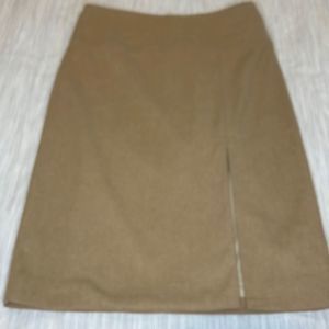 BANANA REPUBLIC FACTORY STORE camel color pencil wool blend skirt w/side…